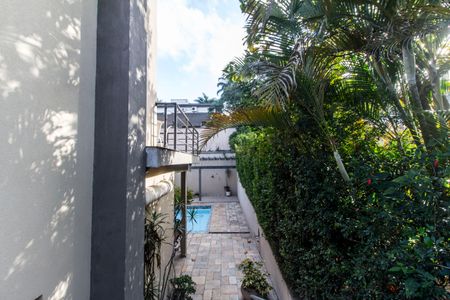 Casa de condomínio à venda com 380m², 4 quartos e 4 vagasVista da Varanda do Escritório