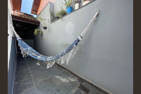 Casa à venda com 126m², 4 quartos e 3 vagas Casa à venda com 126m², 4 quartos e 3 vagasQuintal
