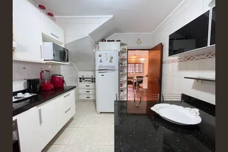 Casa à venda com 126m², 4 quartos e 3 vagas Casa à venda com 126m², 4 quartos e 3 vagasCozinha