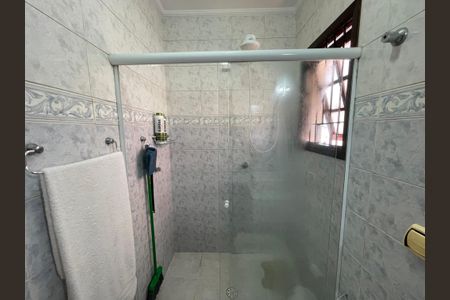 Casa à venda com 126m², 4 quartos e 3 vagas Casa à venda com 126m², 4 quartos e 3 vagasBanheiro 2