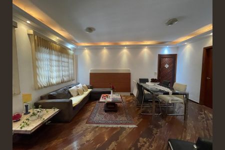 Casa à venda com 126m², 4 quartos e 3 vagasSala