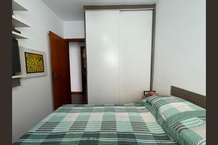 Casa à venda com 126m², 4 quartos e 3 vagas Casa à venda com 126m², 4 quartos e 3 vagasQuarto 2
