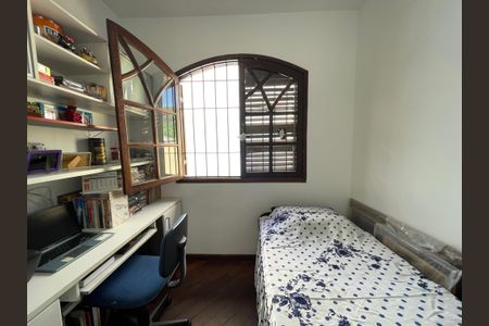 Casa à venda com 126m², 4 quartos e 3 vagas Casa à venda com 126m², 4 quartos e 3 vagasQuarto 3
