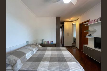 Casa à venda com 126m², 4 quartos e 3 vagas Casa à venda com 126m², 4 quartos e 3 vagasQuarto 1
