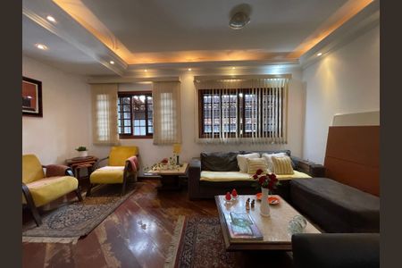 Sala de casa para alugar com 4 quartos, 126m² em Jardim Pinheiros, São Paulo