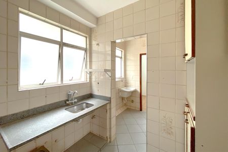 Apartamento à venda com 166m², 3 quartos e 2 vagas Apartamento à venda com 166m², 3 quartos e 2 vagasCozinha