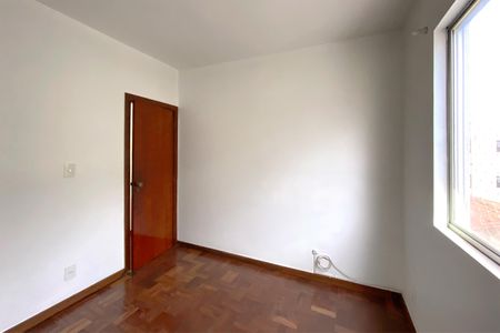 Apartamento à venda com 166m², 3 quartos e 2 vagas Apartamento à venda com 166m², 3 quartos e 2 vagasQuarto 2