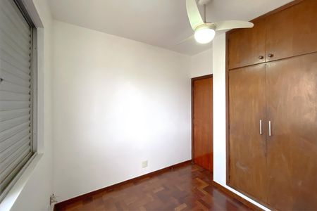 Apartamento à venda com 166m², 3 quartos e 2 vagas Apartamento à venda com 166m², 3 quartos e 2 vagasQuarto 1