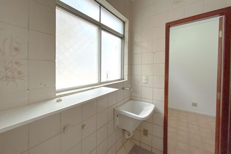 Apartamento à venda com 166m², 3 quartos e 2 vagas Apartamento à venda com 166m², 3 quartos e 2 vagasÁrea de Serviço