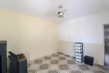 Sala de casa para alugar com 1 quarto, 80m² em Campo Grande, Rio de Janeiro