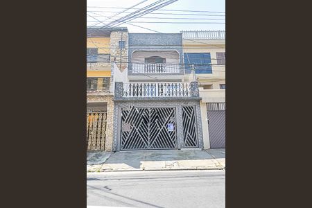 Casa à venda com 280m², 2 quartos e 5 vagas Casa à venda com 280m², 2 quartos e 5 vagasFachada