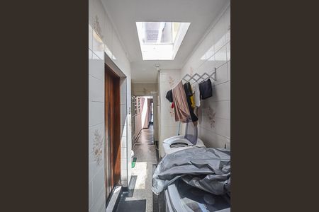 Casa à venda com 280m², 2 quartos e 5 vagas Casa à venda com 280m², 2 quartos e 5 vagasÁrea de Serviço