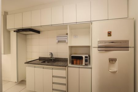 Apartamento para alugar com 55m², 2 quartos e 1 vaga Apartamento para alugar com 55m², 2 quartos e 1 vagaCozinha e Área de Serviço