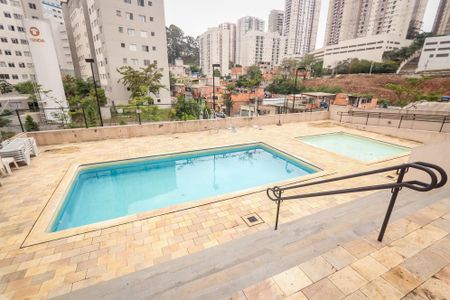 Apartamento para alugar com 55m², 2 quartos e 1 vaga Apartamento para alugar com 55m², 2 quartos e 1 vagaÁrea comum - Piscina