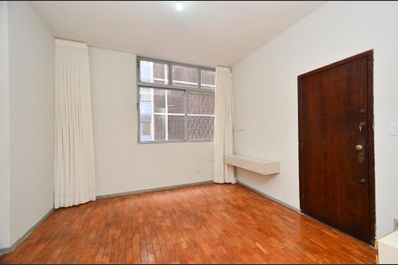 Sala de estar de apartamento para alugar com 2 quartos, 91m² em Centro, Belo Horizonte
