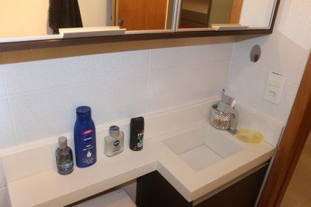 Apartamento à venda com 53m², 2 quartos e 1 vagaBanheiro