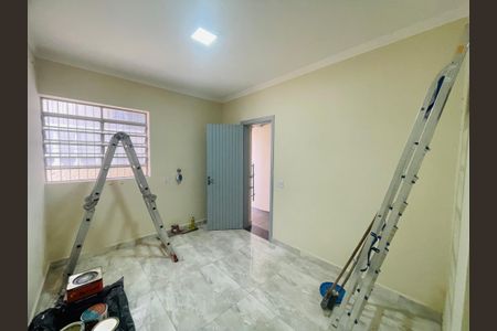 Casa à venda com 109m², 3 quartos e 2 vagas Casa à venda com 109m², 3 quartos e 2 vagasCozinha