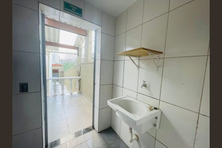 Casa à venda com 109m², 3 quartos e 2 vagas Casa à venda com 109m², 3 quartos e 2 vagasÁrea de Serviço