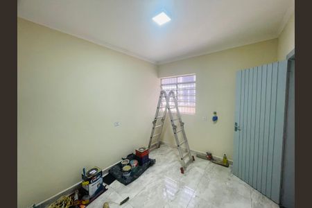 Casa à venda com 109m², 3 quartos e 2 vagas Casa à venda com 109m², 3 quartos e 2 vagasCozinha