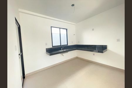 Casa à venda com 118m², 3 quartos e 2 vagasCozinha