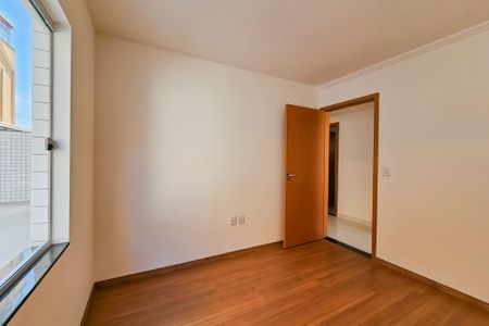 Apartamento à venda com 130m², 3 quartos e 2 vagasQuarto 2