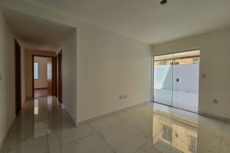 Apartamento à venda com 179m², 3 quartos e 1 vaga Apartamento à venda com 179m², 3 quartos e 1 vagaSala