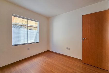 Apartamento à venda com 179m², 3 quartos e 1 vaga Apartamento à venda com 179m², 3 quartos e 1 vagaQuarto 2