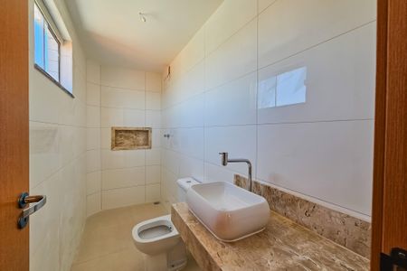 Apartamento à venda com 76m², 3 quartos e 1 vaga Apartamento à venda com 76m², 3 quartos e 1 vagaBanheiro da Suíte