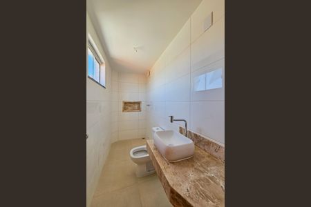 Apartamento à venda com 76m², 3 quartos e 1 vaga Apartamento à venda com 76m², 3 quartos e 1 vagaBanheiro da Suíte