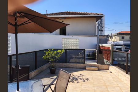 Casa à venda com 230m², 3 quartos e 4 vagas Casa à venda com 230m², 3 quartos e 4 vagasÁrea superio da garagem