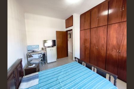 Casa à venda com 230m², 3 quartos e 4 vagas Casa à venda com 230m², 3 quartos e 4 vagasQuarto 1