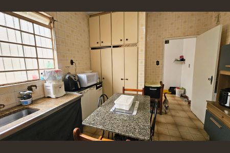 Casa à venda com 3 quartos, 107m² em Vila Caodáglio, Jundiaí