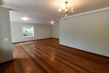 Casa de condomínio à venda com 260m², 3 quartos e 4 vagasSala 1