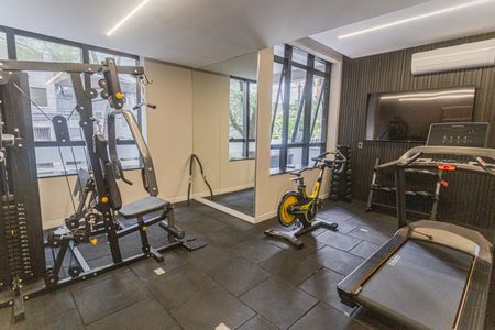 Apartamento à venda com 94m², 3 quartos e 2 vagas Apartamento à venda com 94m², 3 quartos e 2 vagasÁrea comum - Academia