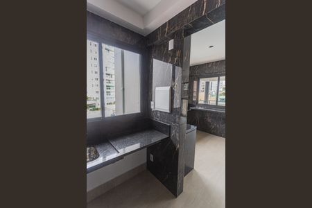 Apartamento à venda com 94m², 3 quartos e 2 vagas Apartamento à venda com 94m², 3 quartos e 2 vagasÁrea de Serviço