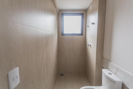 Apartamento à venda com 94m², 3 quartos e 2 vagas Apartamento à venda com 94m², 3 quartos e 2 vagasBanheiro da Suíte