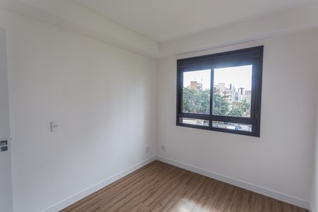 Apartamento à venda com 178m², 4 quartos e 3 vagasSemi-Suíte 2