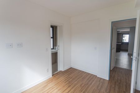 Apartamento à venda com 178m², 4 quartos e 3 vagasSemi-Suíte 2