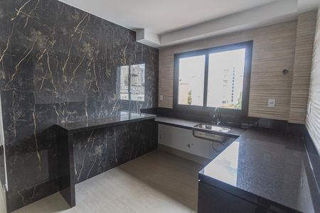 Apartamento à venda com 178m², 4 quartos e 3 vagasCozinha