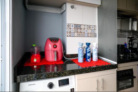 Apartamento à venda com 40m², 2 quartos e 1 vaga Apartamento à venda com 40m², 2 quartos e 1 vagaCozinha e Área de Serviço