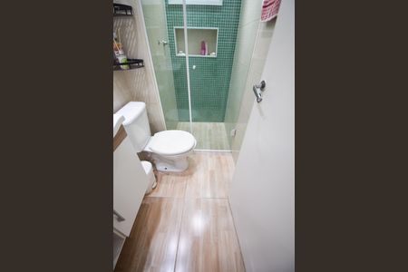 Apartamento à venda com 54m², 2 quartos e 1 vaga Apartamento à venda com 54m², 2 quartos e 1 vagaBanheiro