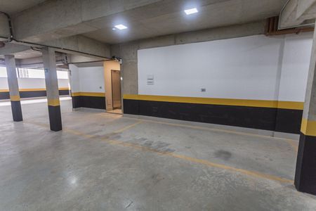 Apartamento à venda com 130m², 3 quartos e 3 vagas Apartamento à venda com 130m², 3 quartos e 3 vagasGaragem