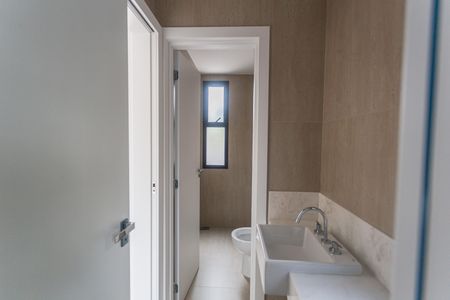 Apartamento à venda com 130m², 3 quartos e 3 vagas Apartamento à venda com 130m², 3 quartos e 3 vagasBanheiro da Semi-Suíte 2