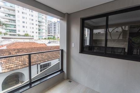Apartamento à venda com 130m², 3 quartos e 3 vagas Apartamento à venda com 130m², 3 quartos e 3 vagasVaranda da Sala