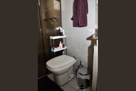 Apartamento à venda com 67m², 2 quartos e 1 vaga Apartamento à venda com 67m², 2 quartos e 1 vagaBanheiro da Suíte