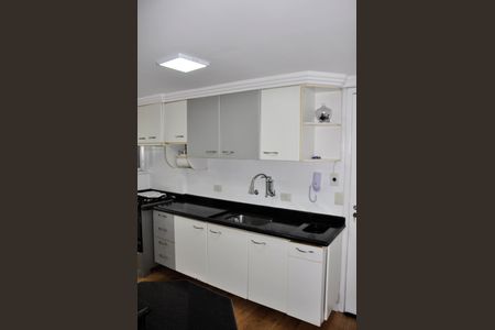 Apartamento à venda com 67m², 2 quartos e 1 vaga Apartamento à venda com 67m², 2 quartos e 1 vagaCozinha