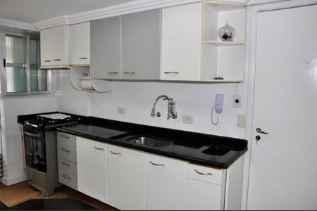 Apartamento à venda com 67m², 2 quartos e 1 vaga Apartamento à venda com 67m², 2 quartos e 1 vagaCozinha