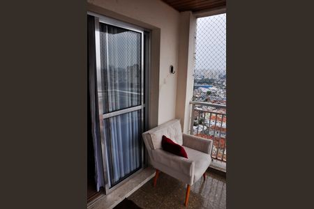 Apartamento à venda com 67m², 2 quartos e 1 vaga Apartamento à venda com 67m², 2 quartos e 1 vagaVaranda