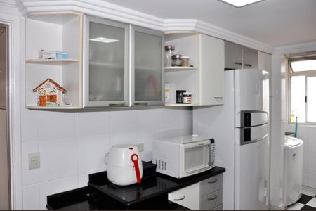 Apartamento à venda com 67m², 2 quartos e 1 vaga Apartamento à venda com 67m², 2 quartos e 1 vagaCozinha