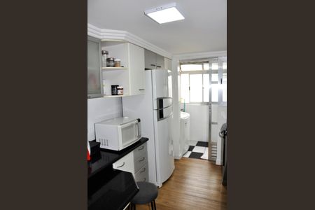 Apartamento à venda com 67m², 2 quartos e 1 vaga Apartamento à venda com 67m², 2 quartos e 1 vagaCozinha